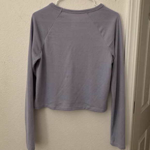 Pacsun Basics Lavender long sleeve - Picture 2 of 4